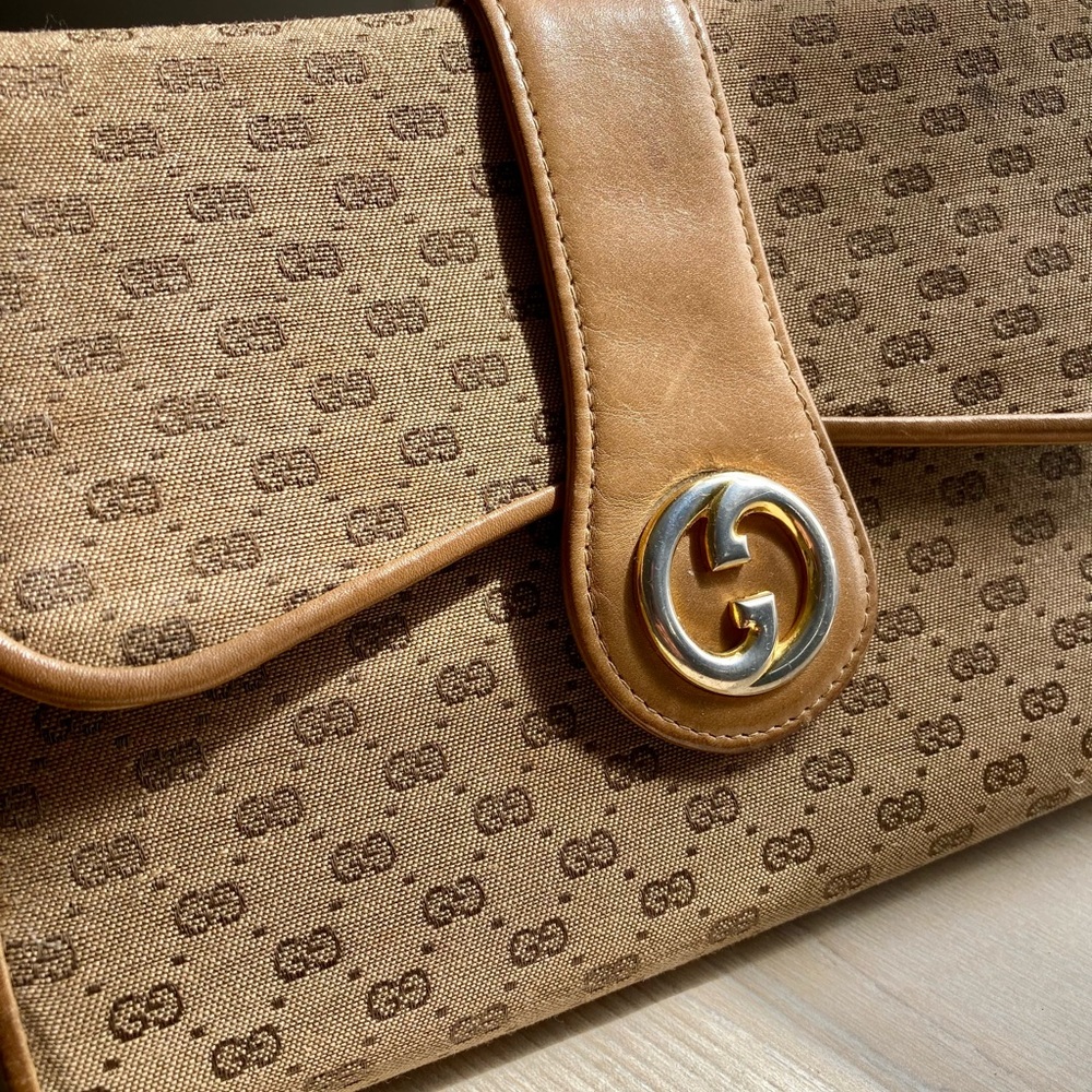 Gucci Tan Clutch with Monogram Canvas